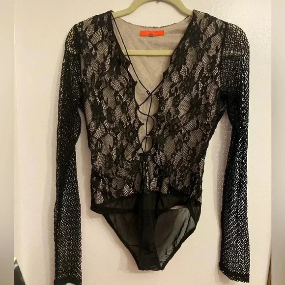 Lulumari lace-up black lace body suit M NWOT - Picture 1 of 3
